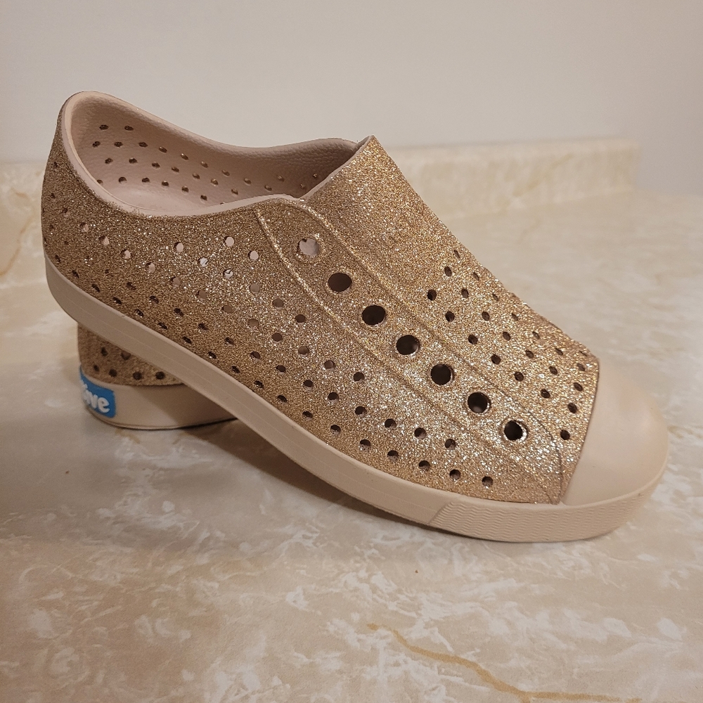 Native Glitter Shoes